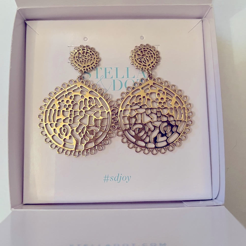 Stella and Dot Sophia Statement Earrings